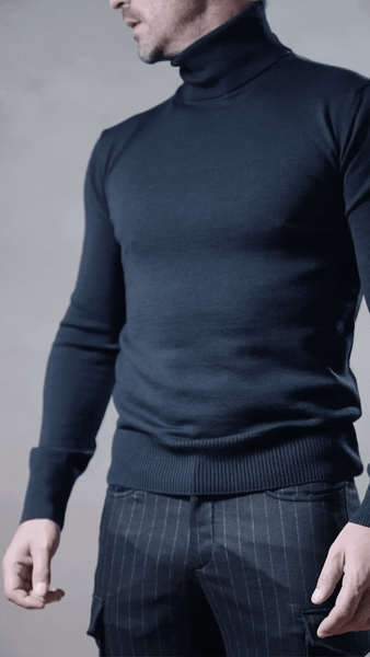 ROLL NECK NAVY