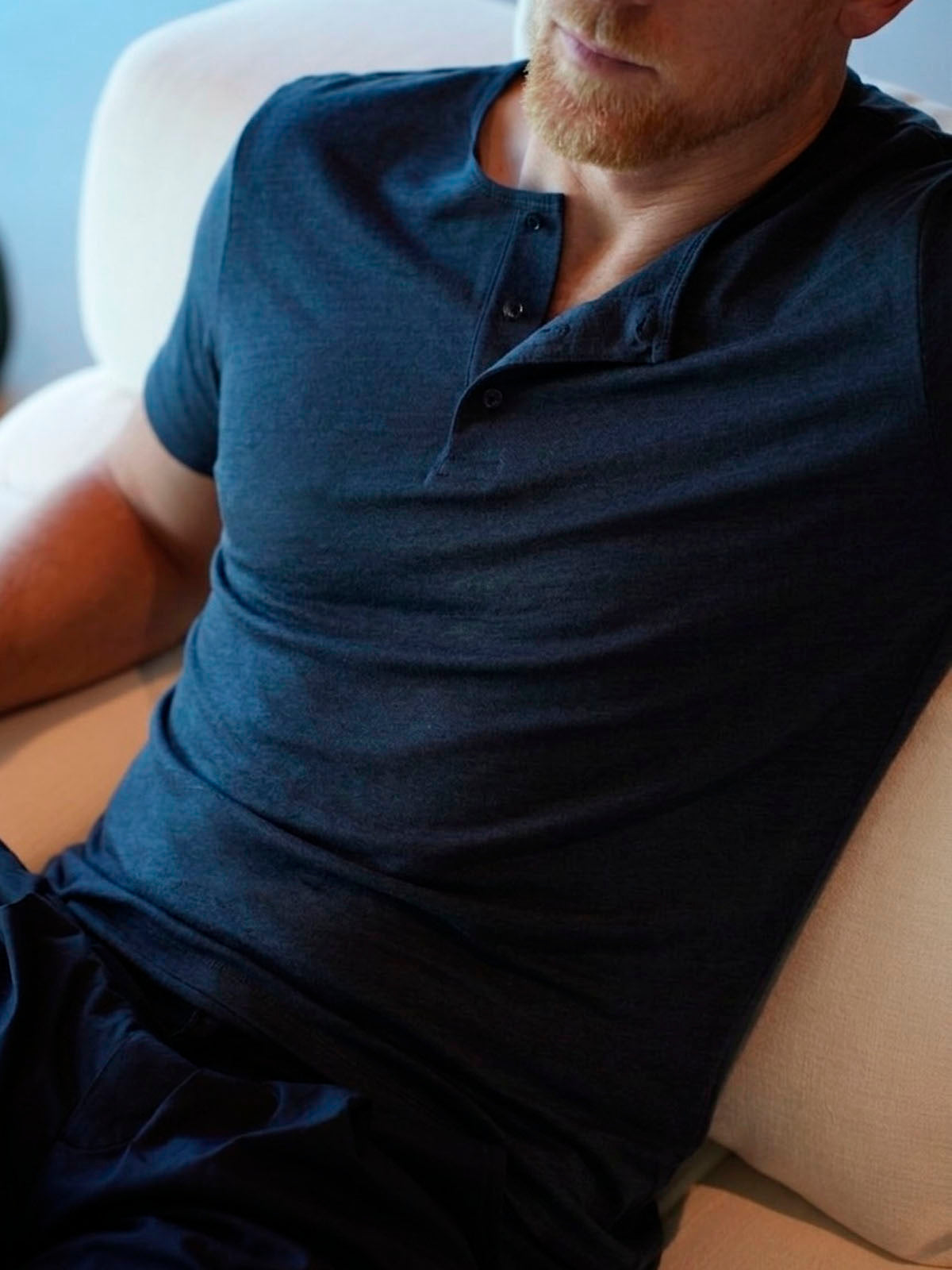 LINEN HENLEY TEE