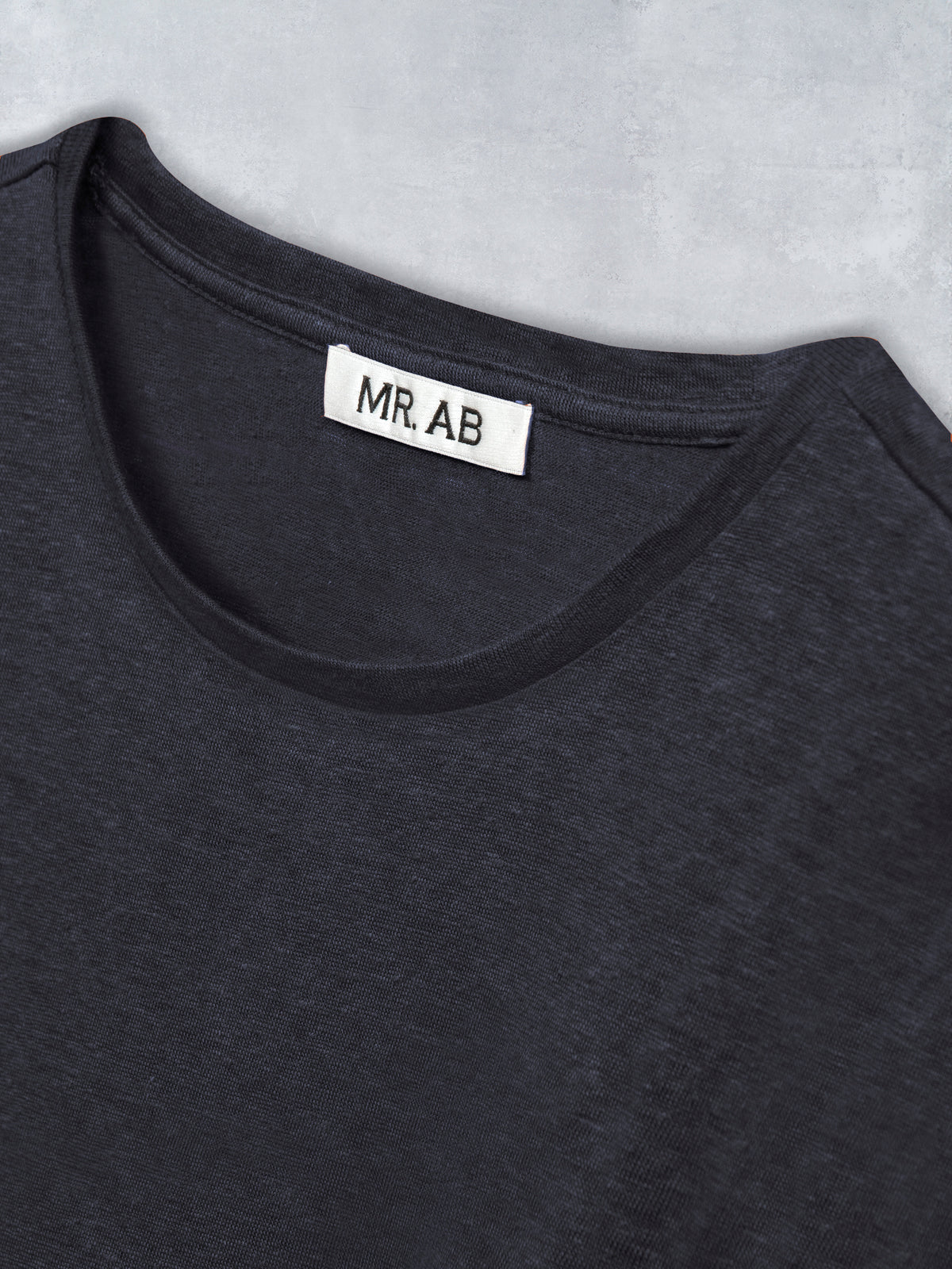 LINEN TEE BLACK