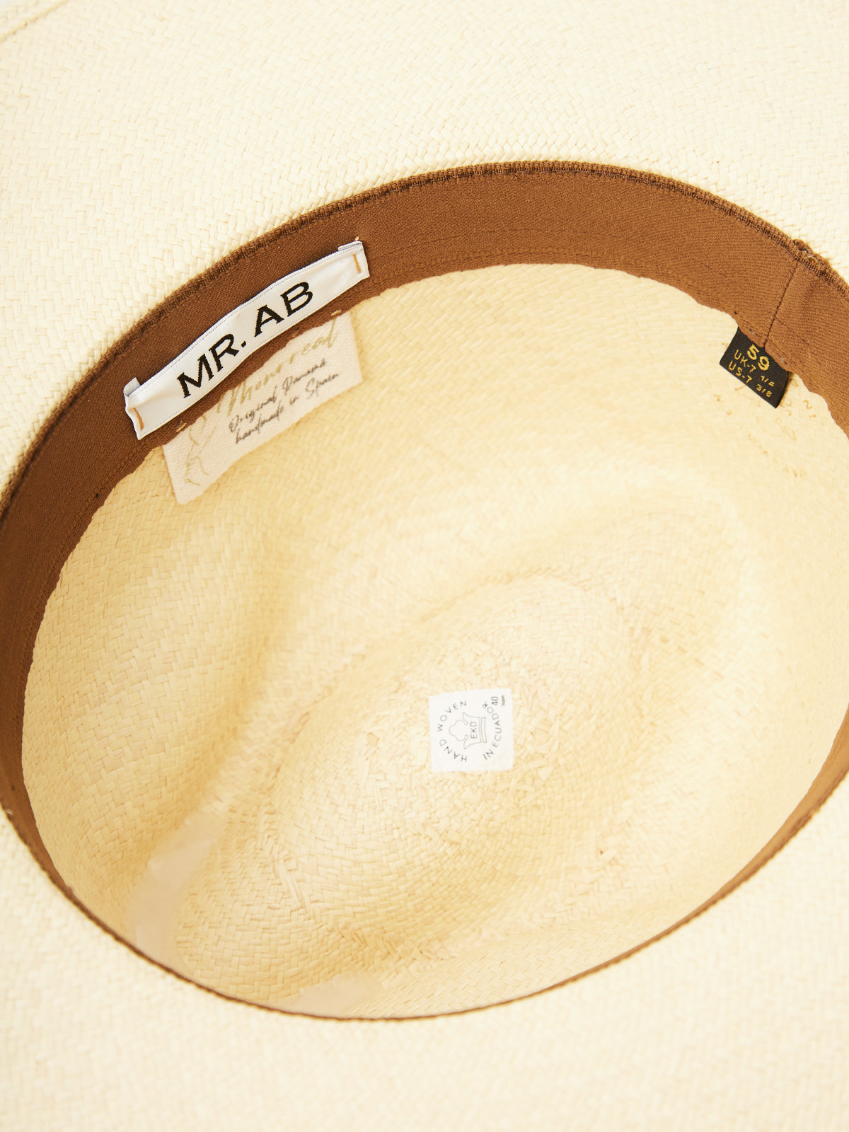 AZULIK HAT