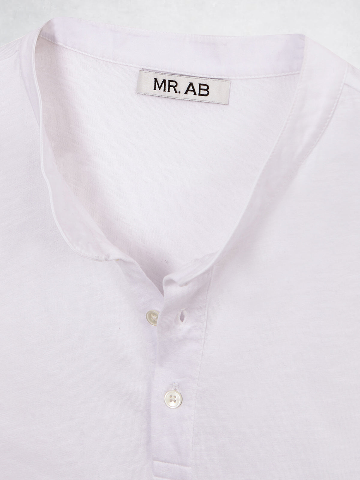 VINTAGE HENLEY TEE WHITE