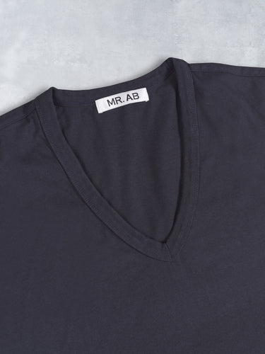 V NECK TEE NAVY