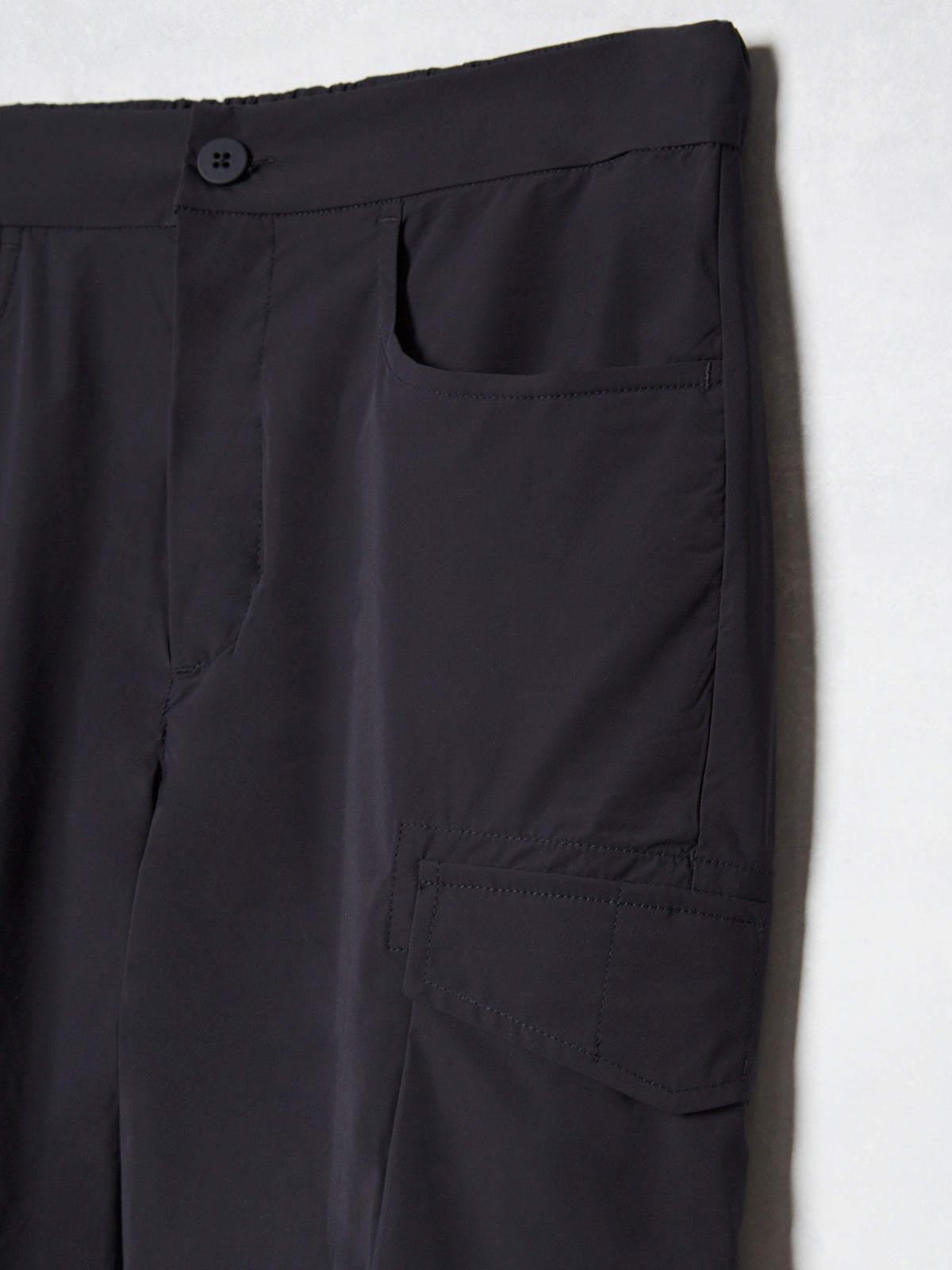 TRAVEL CARGO NAVY